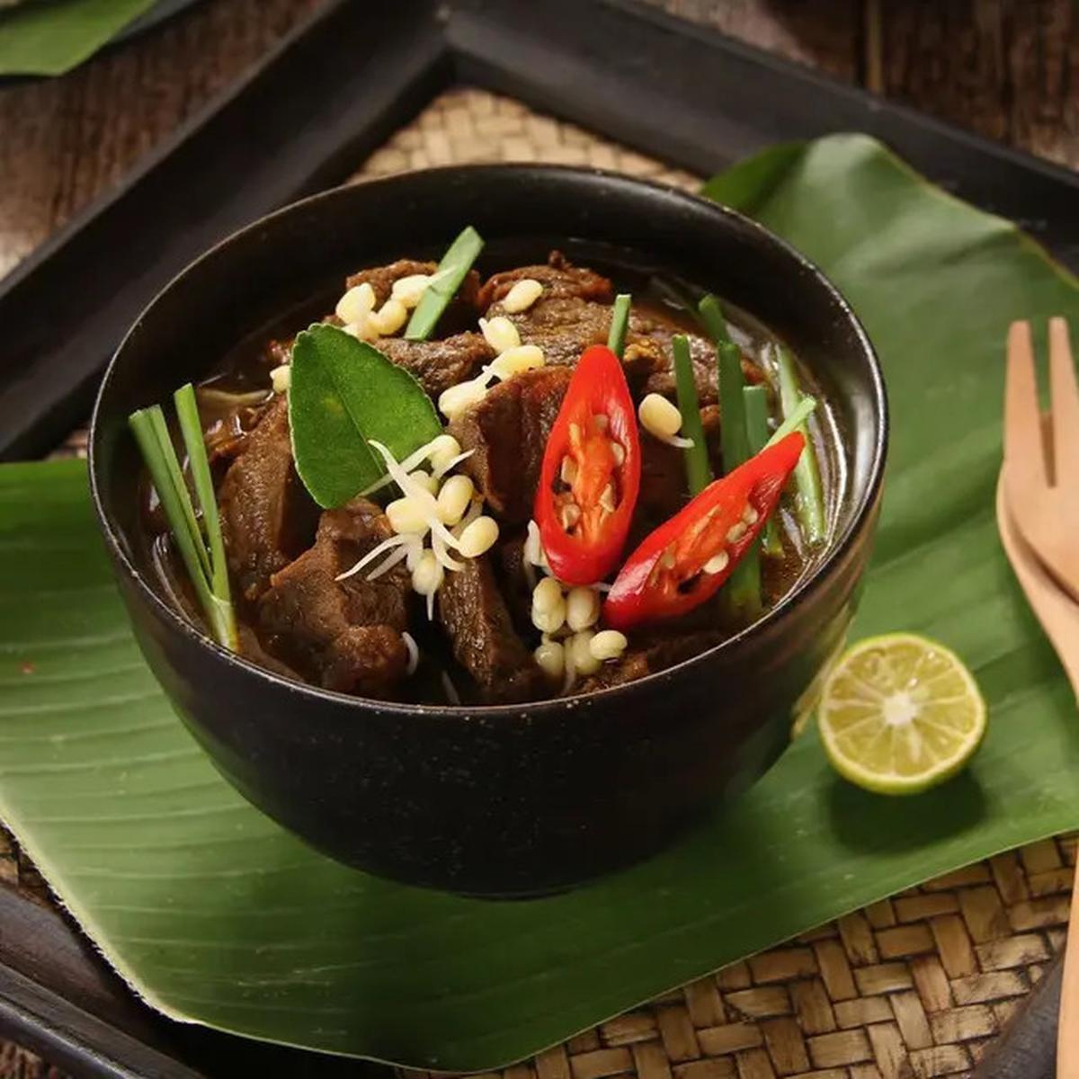 Resep Rawon Daging Sapi Khas Jawa Timur yang Gurih dan Nikmat