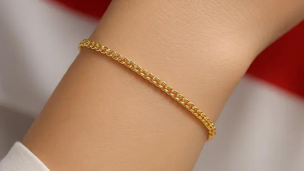 7 Model Gelang Emas yang Cocok Dipakai untuk Upacara Bendera Hari Kemerdekaan 17 Agustus 1945 HUT RI ke-80