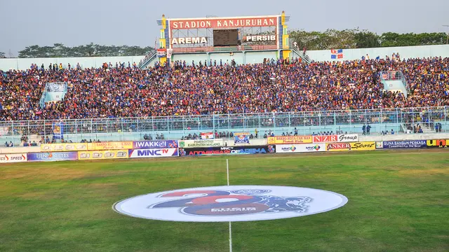 Suasana Stadion Kanjuruhan
