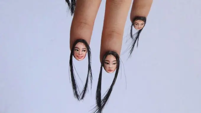 Aneh Tapi Unik, Masa Nail Art Ada Rambutnya?