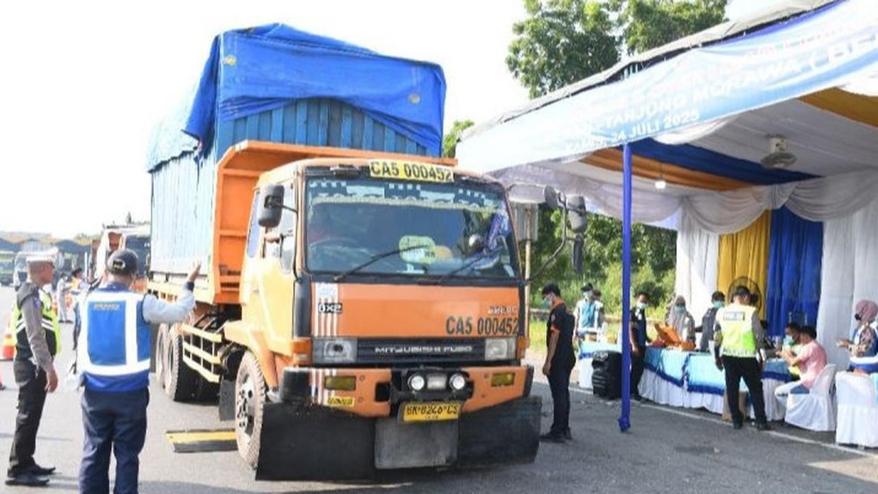 Terungkap: 30 Kendaraan ODOL Ditindak di Tol Belmera, Ini Bahayanya!