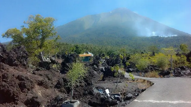 Usulan Geopark Ternate yang Mirip di Hawai Terancam Reklamasi