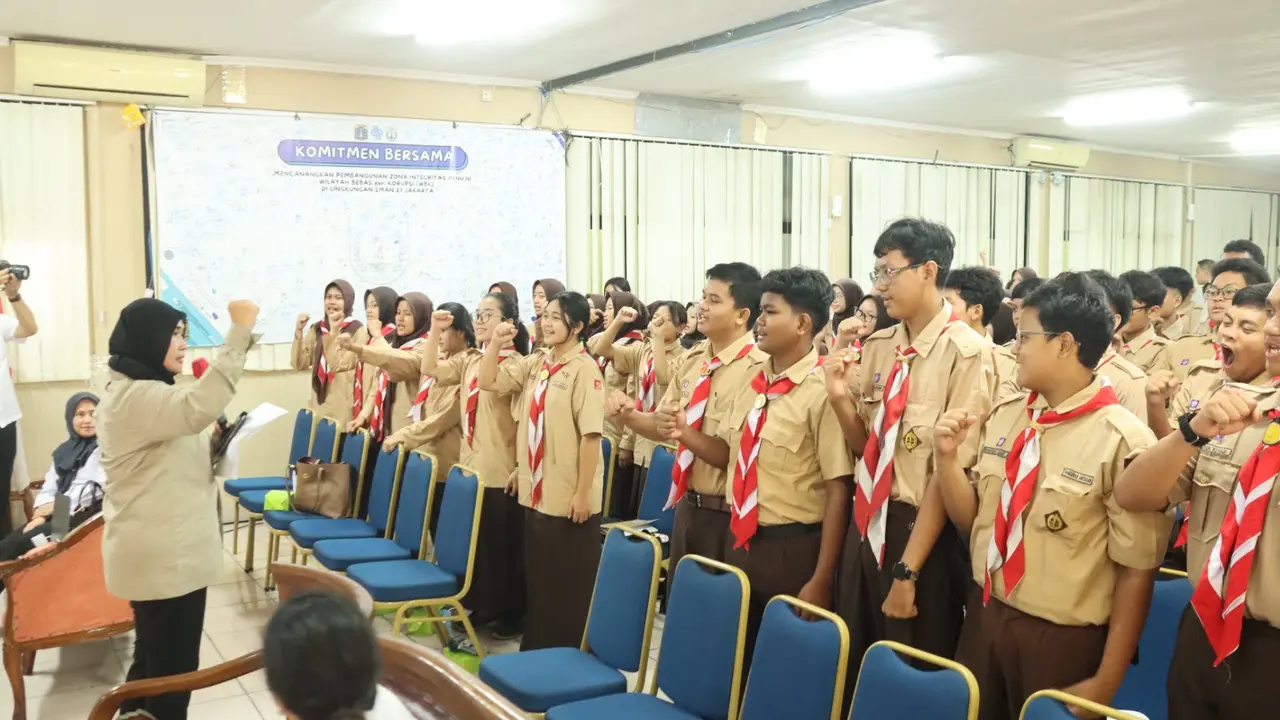penyuluhan hukum di lima SMA negeri di DKI Jakarta untuk meningkatkan pemahaman pelajar mengenai tindak pidana, bullying, judi online, dan kenakalan remaja.