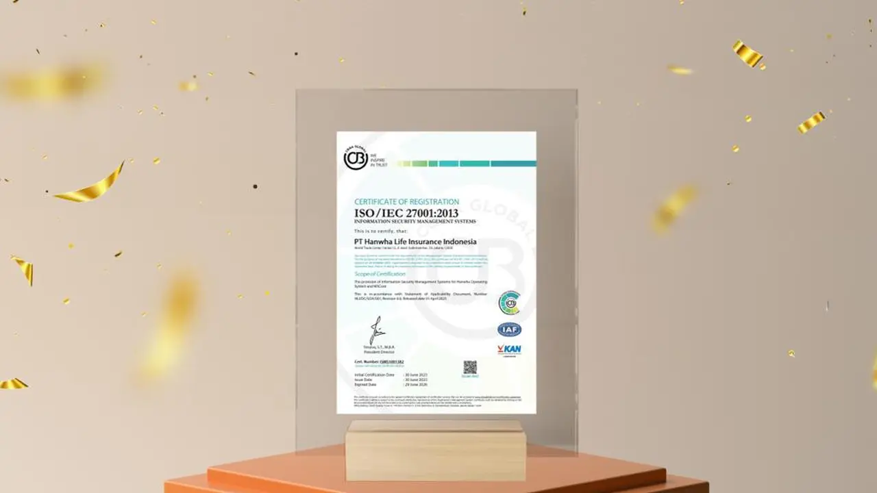 PT Hanwha Life Insurance Indonesia mendapatkan sertifikasi ISO 27001:2013 terkait Sistem Manajemen Keamanan Informasi dari CBQA Global. (Dok Hanwha)