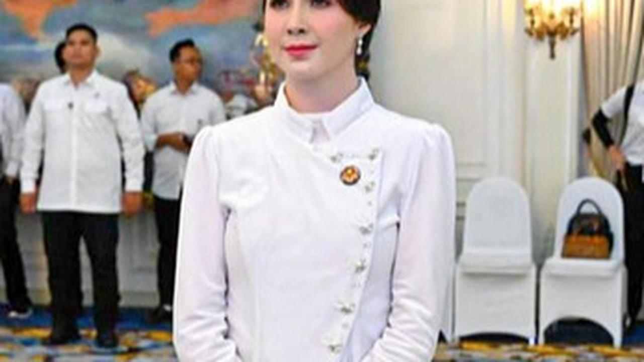 Duo Cantik Menawan, Potret Arumi Bachsin Bareng Selvi Ananda saat Dilantik Jadi Ketua Dekranasda Jatim Curi Perhatian