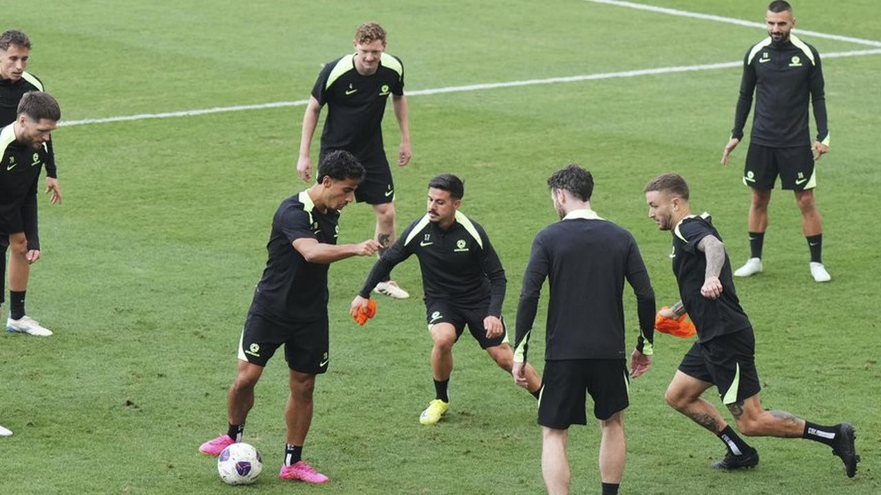 Starting XI Timnas Indonesia Lawan Australia: 3-4-1-2, Ole Romeny dan Dean James Debut!