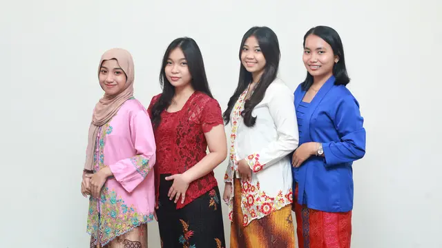 kebaya-kezo