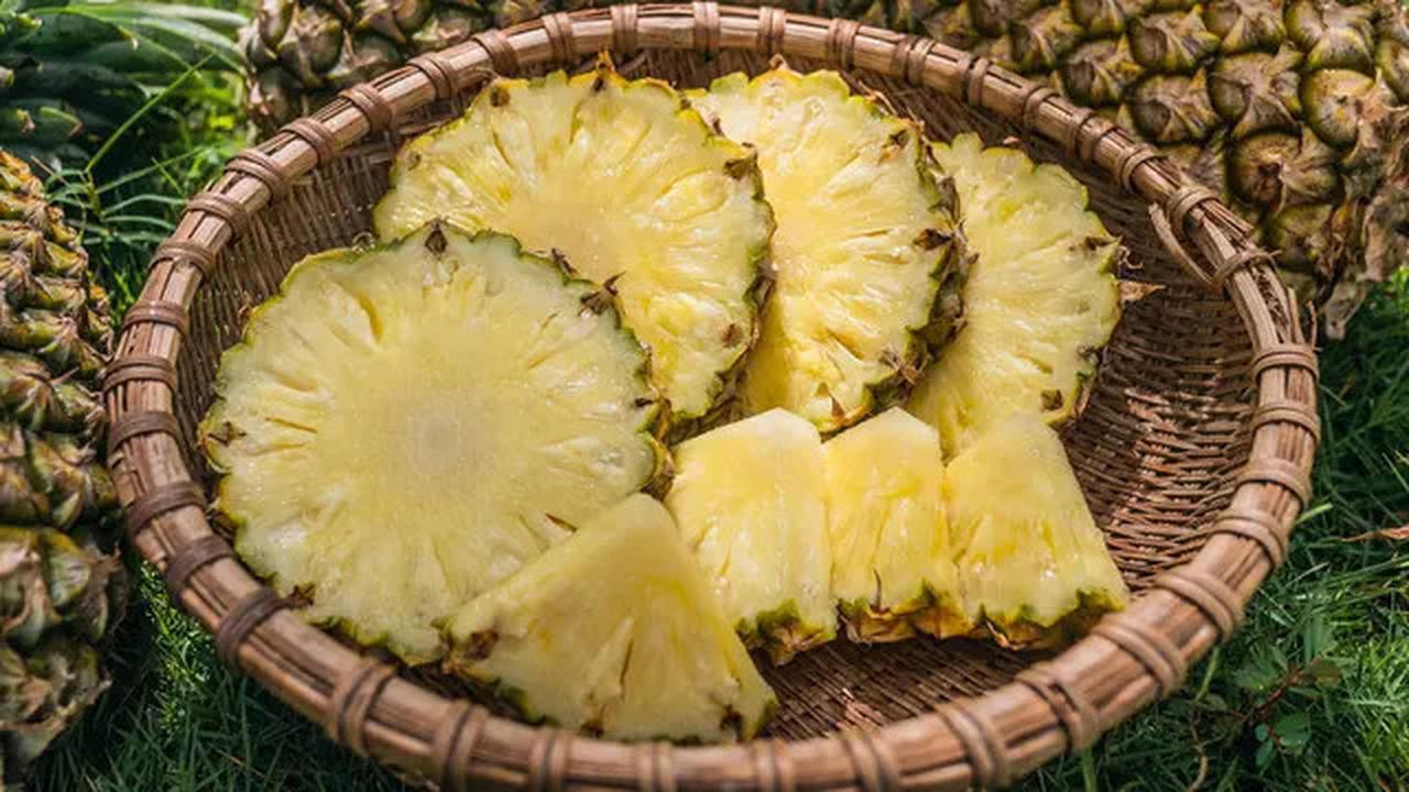 Buah Penurun Kolesterol yang Ampuh, Pir hingga Stroberi Solusinya