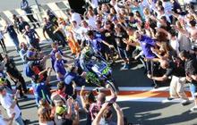[Video] Rossi dapat penghormatan spesial di MotoGP Valencia 2015
