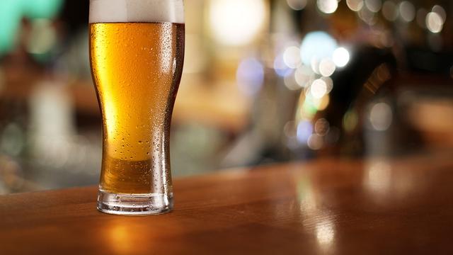 Benarkah Minuman Beralkohol Turunkan Risiko Hipertensi? (Valentyn-Volkov/Shutterstock)