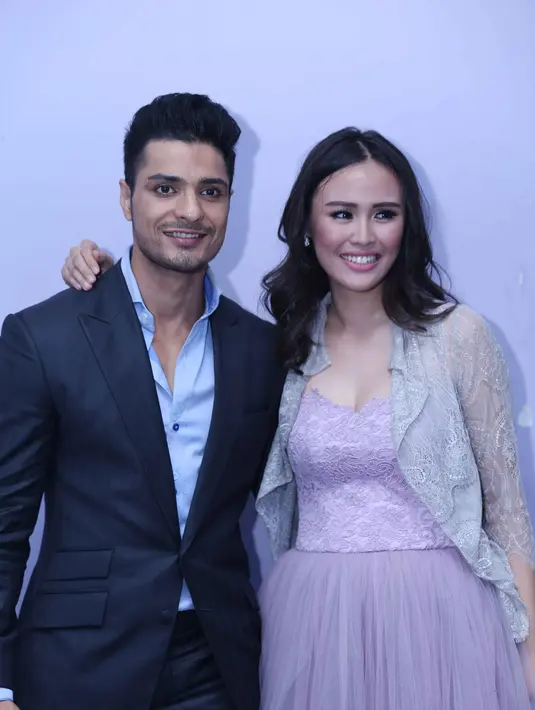 Pemilik nama lengkap Vinay Rana ini merupakan sosok laki-laki yang selama ini dicari oleh Nita Sofiani. Lantaran pria kelahiran New Delhi itu mempunyai kesamaan watak dan sikap dengan sang ayah. (Nurwahyunan/Bintang.com)