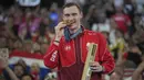 Tunggal putra Denmark, Viktor Axelsen merebut medali emas pada Olimpiade Paris 2024 setelah mengalahkan tunggal putra Thailand, Kunlavut Vitidsarn dengan dua gim langsung, 21-11, 21-11. (AP Photo/Dita Alangkara)