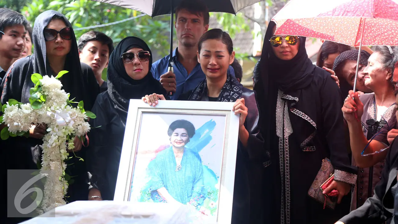 Indah Kalalo