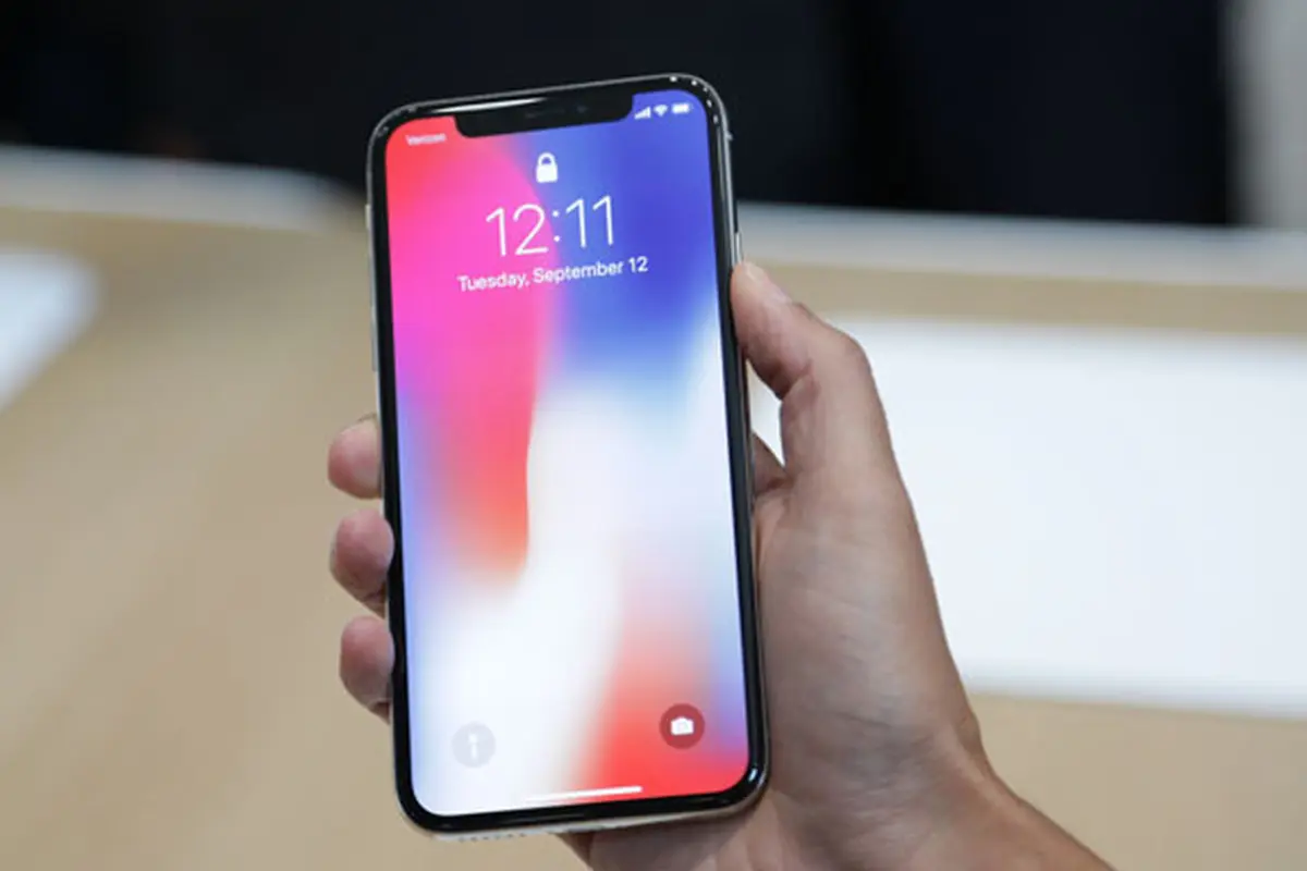 iPhone X
