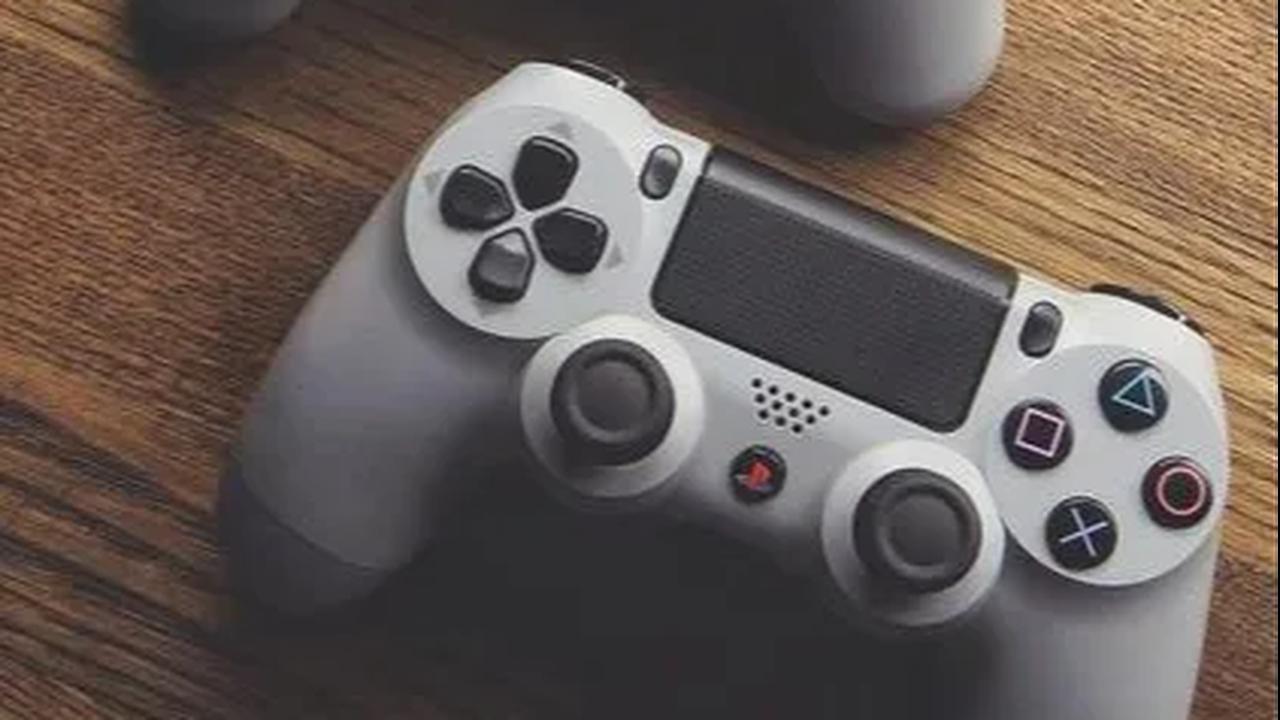 Survei BPS: Masyarakat Tinggalkan Playstation dan Rokok Konvensional