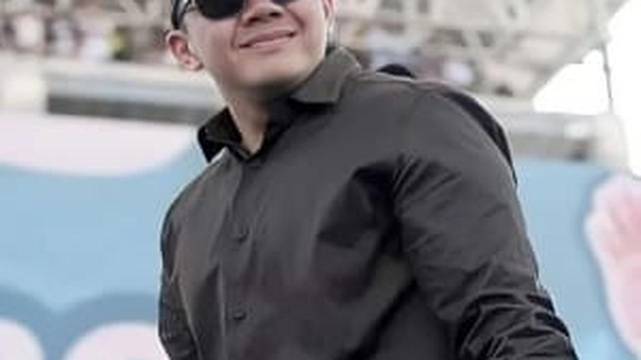 Profil dan Agama Mayor Teddy, Ajudan Prabowo Subianto yang Viral dan Diisukan Dekat dengan Celine Evangelista