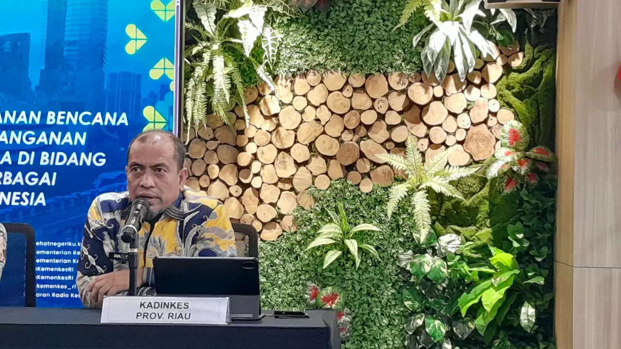 Kepala Dinas Kesehatan Provinsi Riau, Zulfikli, mengungkapkan kasus ISPA di Riau paling banyak di Pekanbaru disusul Pelalawan. (Foto: Liputan6.com/Benedikta Desideria)