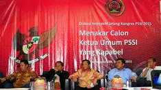 Jelang bergulirnya Kongres dan Pemilihan Ketua Umum PSSI 2015-2019, sebuah diskusi interaktif 'Menakar Calon Ketua Umum PSSI Yang Kapabel' digelar di Gedung Serbaguna, Senayan, Jakarta, Selasa (14/4/2015). (Liputan6.com/ Yoppy Renato)