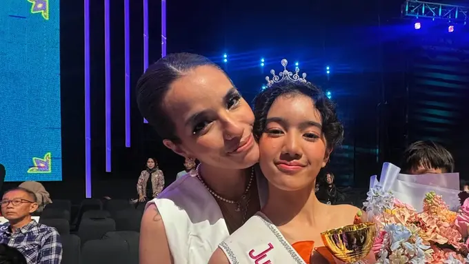 Leticia Joseph Raih Gelar Gadis Sampul 2025. [@itssheilamj]