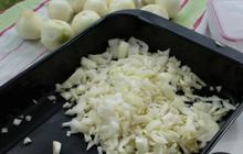 Praktis dan Lezat! Inspirasi 10 Resep Hidangan Menggunakan Telur, Terigu dan Bawang Merah