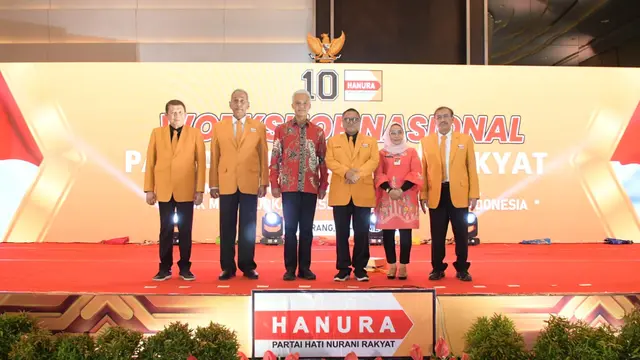 Partai Hanura menggelar workshop nasional dan bimtek anggota Dewan Perwakilan Rakyat Daerah (DPRD) di Semarang, Jawa Tengah (Jateng), Senin malam (29/5/2023) turut dihadiri Gubernur Jawa Tengah Ganjar yang juga merupakan bakal capres PDIP Ganjar Pranowo.