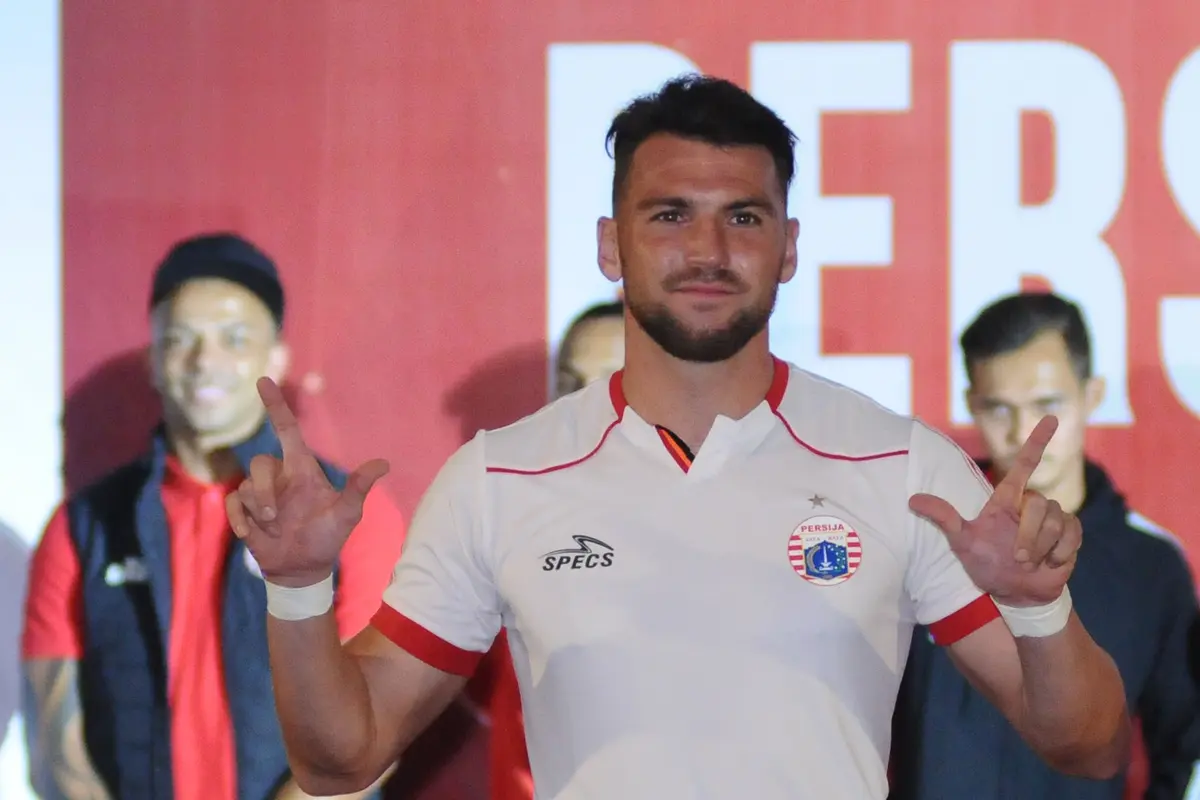 Persija Resmi Kenalkan Kaus Tim Untuk Musim 2018