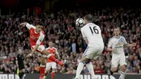Striker Arsenal Alexis Sanchez beraksi saat melawan Sunderland (AP Photo/Matt Dunham)
