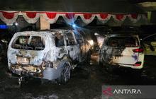 Trivia: Insiden Langka, Massa Anarkis Semarang Bakar Mobil di Kantor Gubernur Jateng