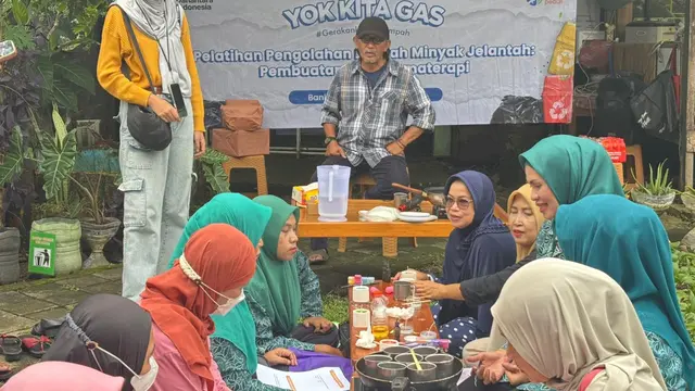 BRI Peduli Latih Warga Bogor Ubah Minyak Jelantah jadi Sabun, Dorong Ekonomi dan Jaga Lingkungan