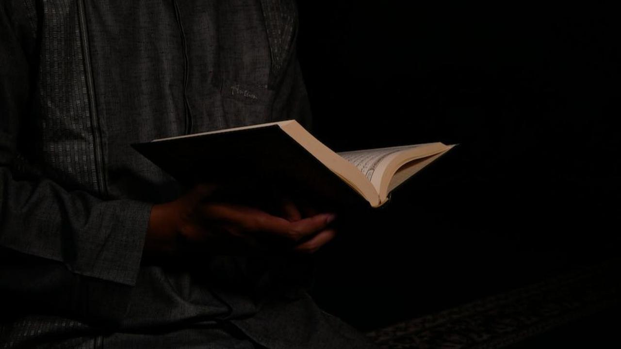 <b>Menenangkan dan Menentramkan Hati</b><br>