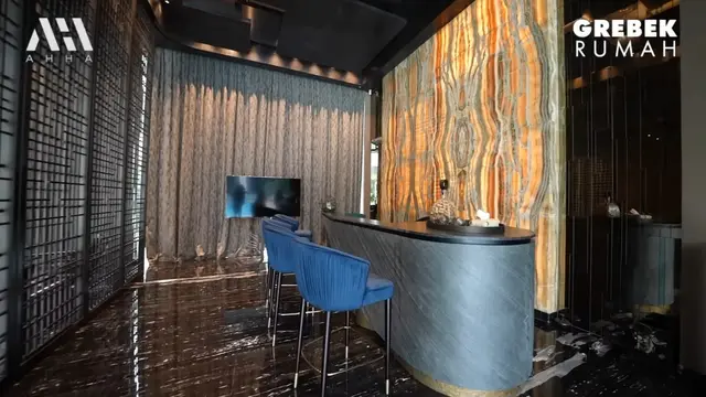 Rumah Manoj Punjabi (Youtube/AttaHalilintar)