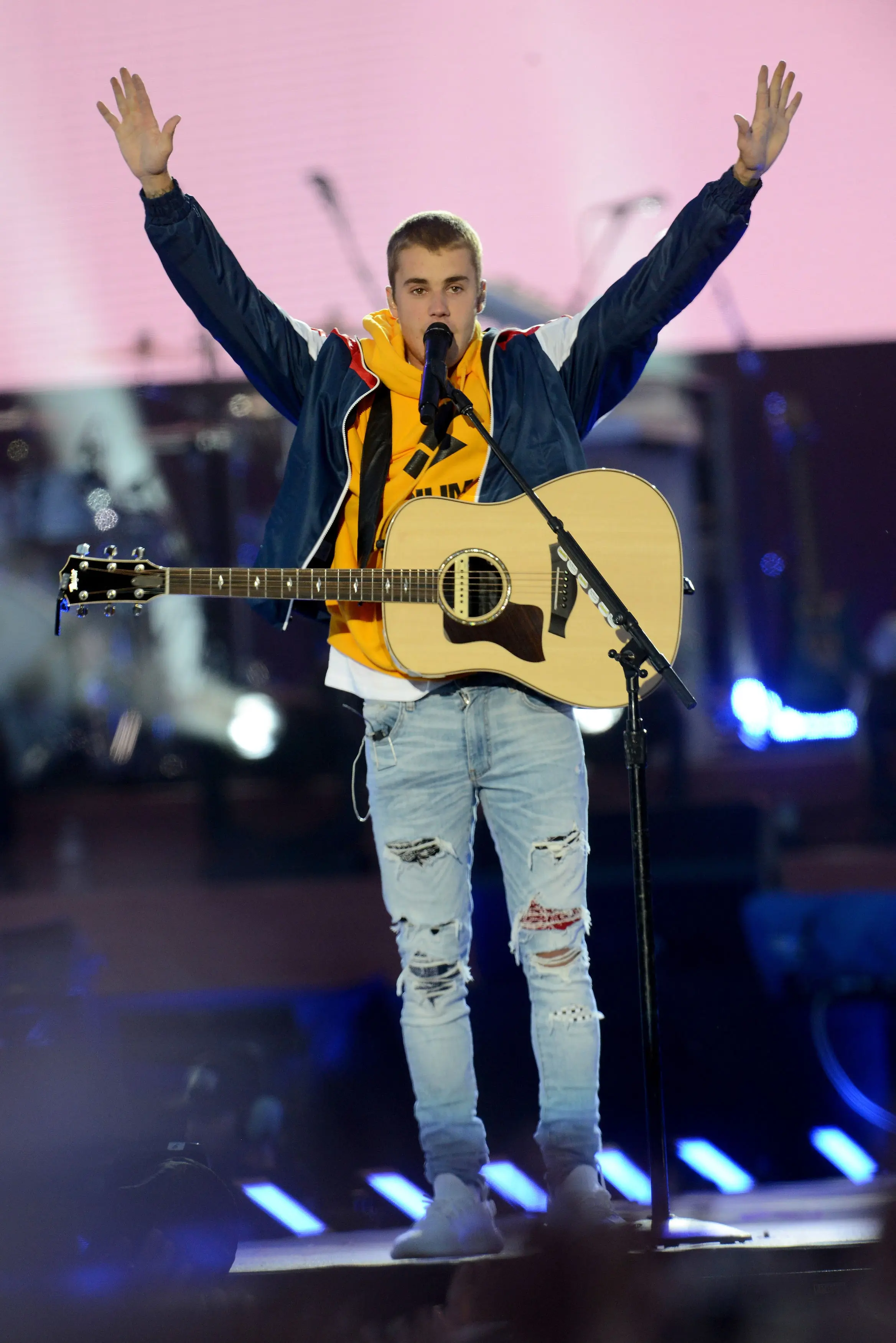 Justin Bieber kembali dilempari penonton (AFP/Bintang.com)