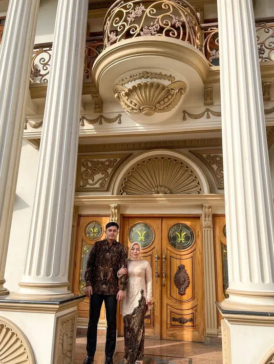 Karena sudah steril agar tak hamil, Muzdaliah akan menempuh program bayi tabung. Hal itu juga sudah sesuai kesepakatan dengan sang suami. Rencananya, keduanya akan menjalani program mulai Januari 2024. [Instagram/muzdalifah999]