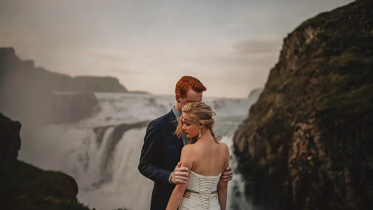 Spectacular Wedding Photos in Iceland 0714 3