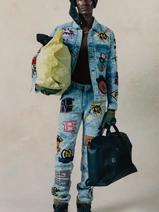 Givenchy X (b).STROY