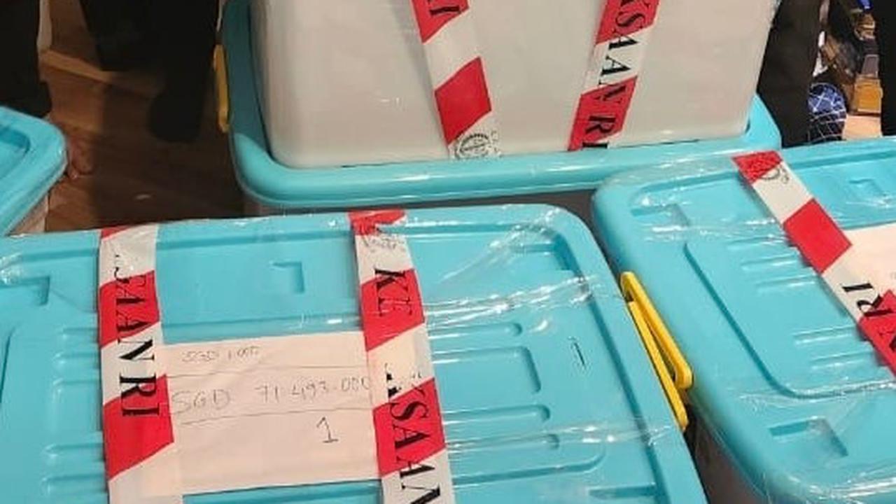 Barang bukti kasus tppu eks pejabat ma zarof ricar