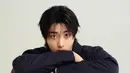Tak hanya dikenal sebagai performer berbakat, HAN juga merupakan sosok kreatif yang memiliki pengaruh besar di generasinya. Sebagai member Stray Kids, ia telah membangun reputasi sebagai artis multitalenta yang aktif menulis dan mengomposisi lagu. Karisma, kreativitas, dan kepribadiannya yang autentik membuatnya dicintai penggemar dari berbagai belahan dunia. [Dok/Tod’s].
