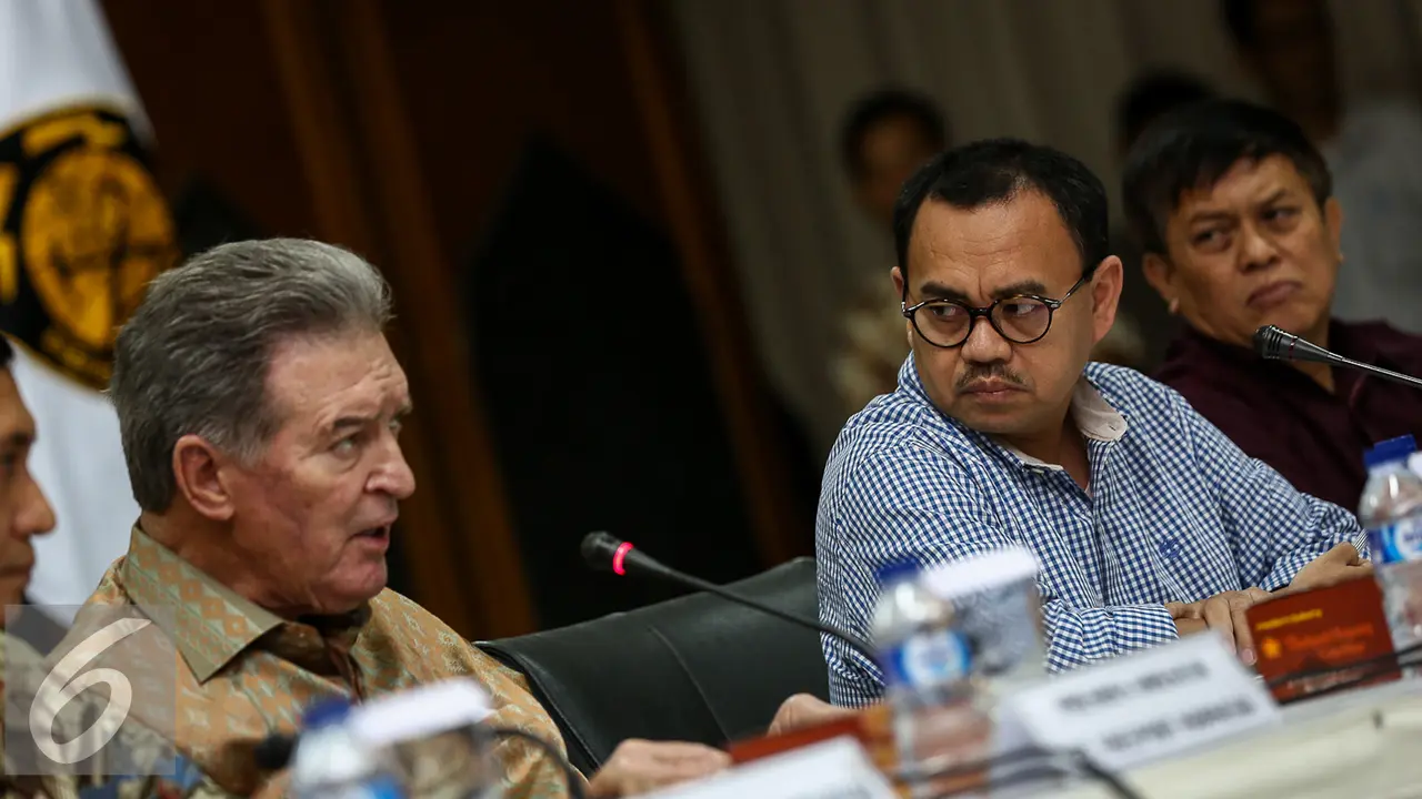 20150125- Menteri ESDM Sudirman Said dan CEO Freeport-McMorran James Robert Moffett-Jakarta-Sudirman Said