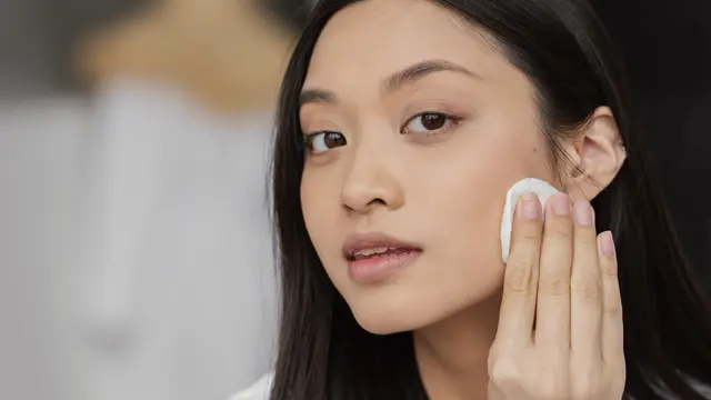 Ilustrasi memakai cushion