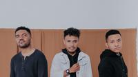 Loko merupakan grup vokal dari Indonesia Timur yang beranggotakan Rhovie Madeten, Billy Wino Talahu dan Julians Latuheru (ist)