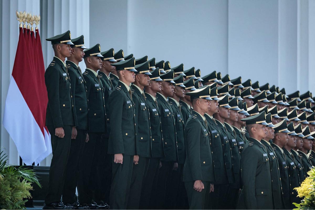 FOTO: Presiden Prabowo Lantik 2.000 Perwira TNI-Polri di Istana Merdeka