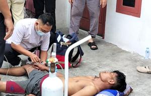 Korban keracunan di Warakas. (Antara)