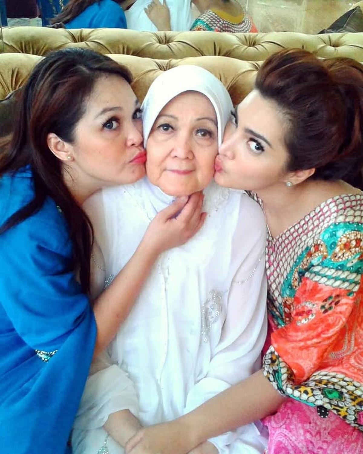 7 Potret Ashanty Rayakan Ultah Kakak Perempuannya, Penuh Kehangatan Bersama Keluarga - Unggah Foto Lawas