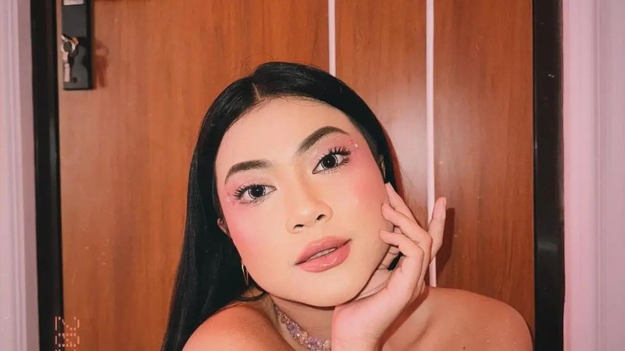 Potret selebgram Hanum Mega