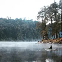 Situ Patenggang, Ciwidey, Bandung, Jawa Barat. (di.augustian/Instagram)