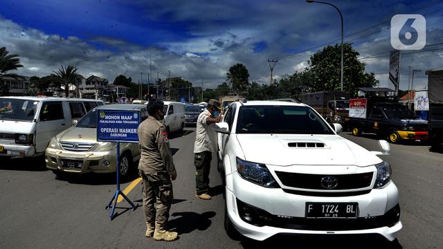 Suasana Razia Rapid Tes Antigen di Puncak Bogor