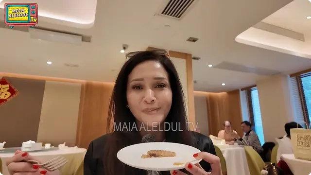 6 Momen Ultah Irwan Mussry ke-63 di Hong Kong, Maia Estianty Nikmati Kuliner Lezat