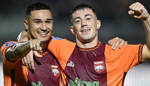 Dua pemain Borneo FC Samarinda, Juan Villa dan Mariano Peralta. (Bola.com/Dok.Instagram Borneo FC).