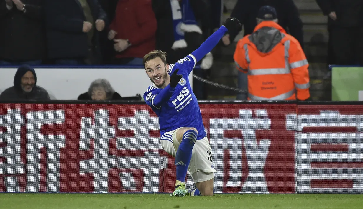 Pada babak kedua, tepatnya di menit ke-74 Leicester kembali unggul. Gol kedua The Foxes dicetak oleh James Maddison lewat sepakannya usai menerima umpan Harvey Barnes. (AP/Rui Vieira)