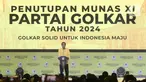 Presiden Joko Widodo (Jokowi) memberi pidato pada penutupan Rapat Pimpinan Nasional (Rapimnas) dan Musyawarah Nasional (Munas) XI Partai Golkar 2024 di Jakarta Convention Center, Rabu (21/8/2024). (Liputan6.com/Herman Zakharia)